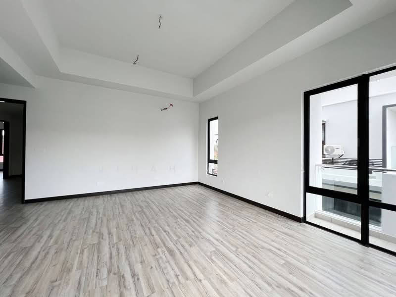 Semi-Detached House for Sale in Shah Alam (Selangor) - Najihah Mokhtar - PropertyGuru.com.my
