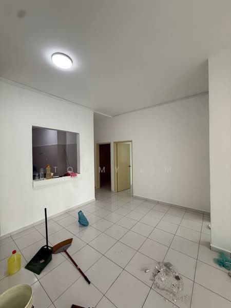 Pangsapuri untuk Dijual di Molek Ria - Tommy Lim - PropertyGuru.com.my