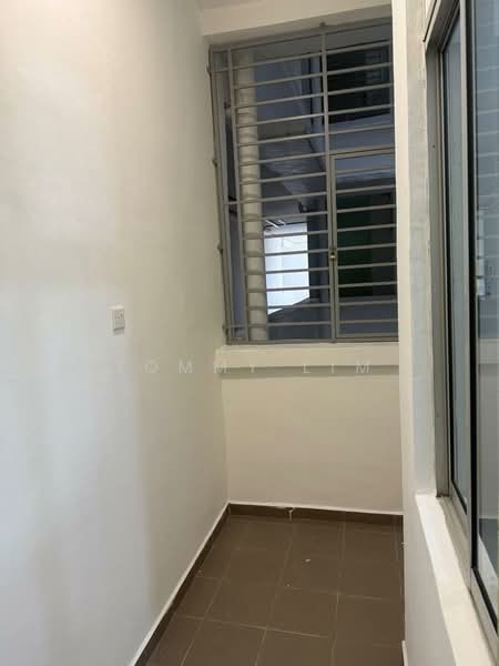 Pangsapuri untuk Dijual di Molek Ria - Tommy Lim - PropertyGuru.com.my