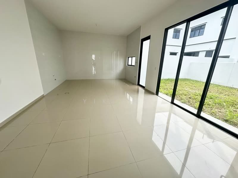 Cluster House for Sale in Taman Ekoflora (Johor Bahru) - Yik Tat - PropertyGuru.com.my