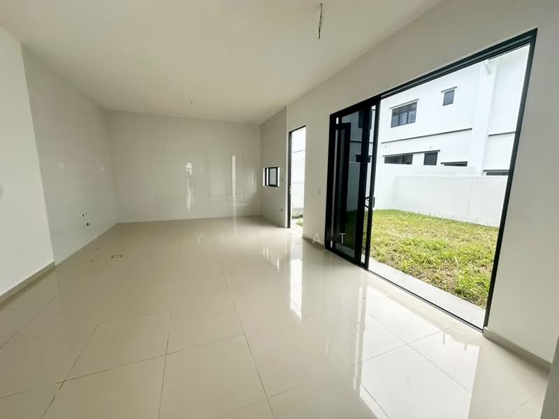 Cluster House for Sale in Taman Ekoflora (Johor Bahru) - Yik Tat - PropertyGuru.com.my