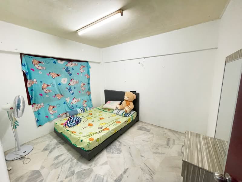 Rumah Flat untuk Disewa di Taman Connaught Flat (Low Rise) - Eiffel Lai - Bedroom - PropertyGuru.com.my