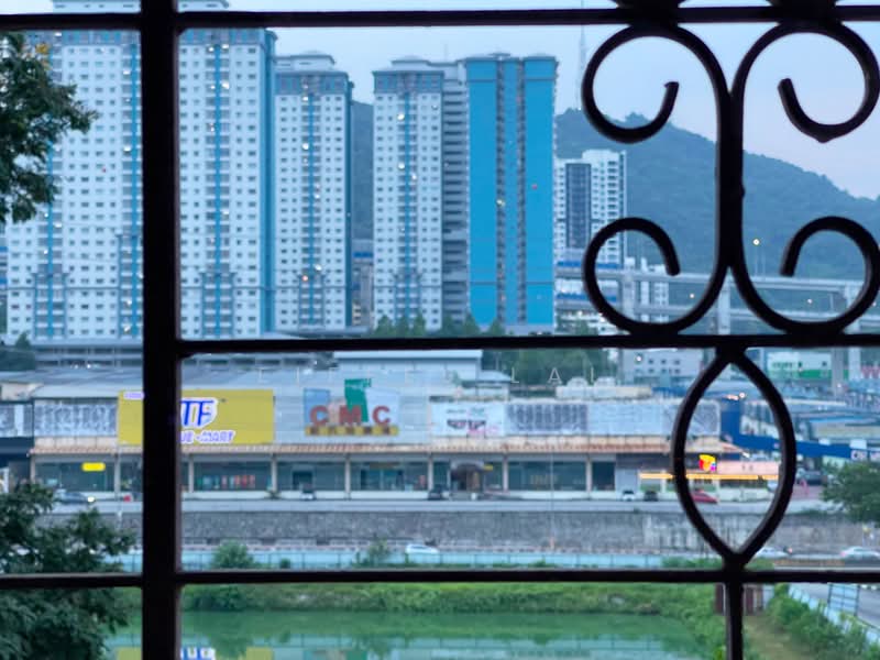 Rumah Flat untuk Disewa di Taman Connaught Flat (Low Rise) - Eiffel Lai - Exterior - PropertyGuru.com.my