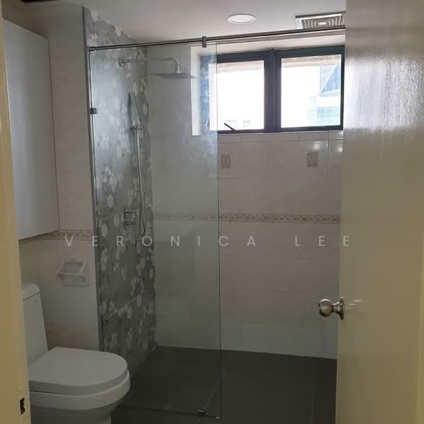 Kondominium untuk Disewa di Vista Damai - Veronica Lee - Bathroom - PropertyGuru.com.my