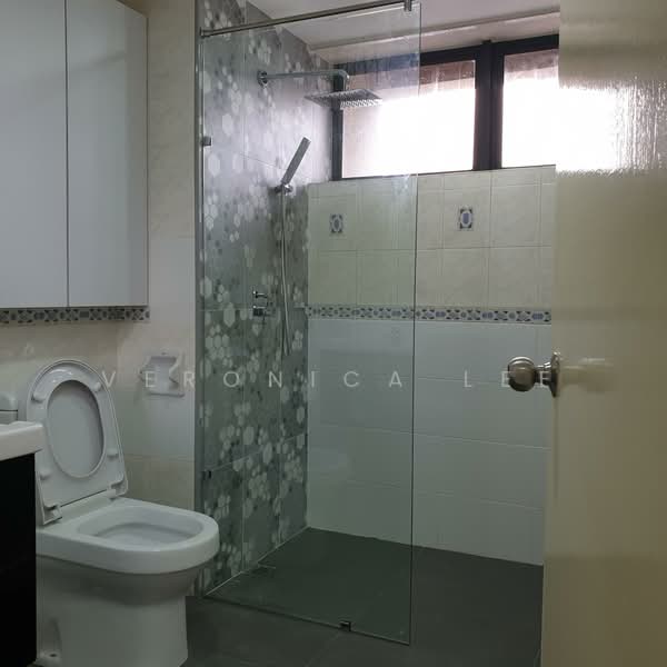 Kondominium untuk Disewa di Vista Damai - Veronica Lee - Bathroom - PropertyGuru.com.my