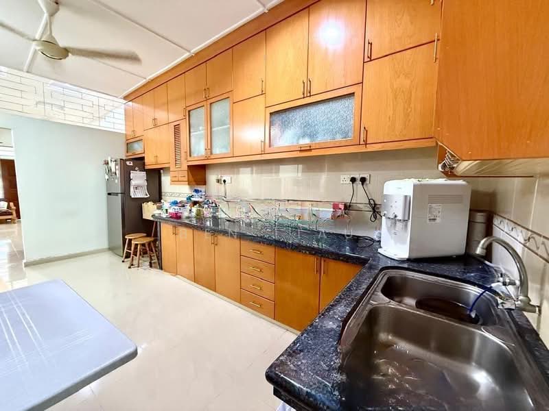 Rumah Teres 1 Tingkat untuk Dijual di Fettes Park (Tanjung Tokong) - Ben Liau - PropertyGuru.com.my
