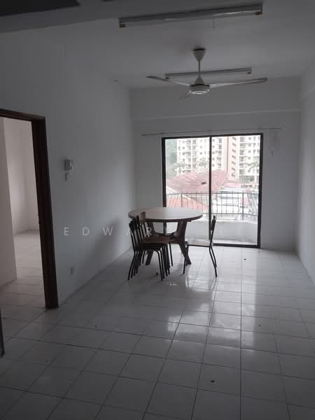 Kondominium untuk Disewa di Vista Condominium - Edward Lee - Dining Room - PropertyGuru.com.my
