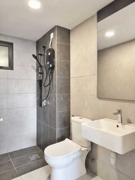 Servis Apartment untuk Disewa di D'Erica - Pearl Ho - Bathroom - PropertyGuru.com.my
