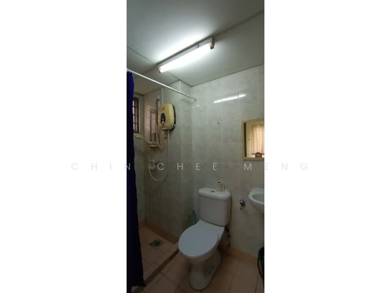 Pangsapuri untuk Disewa di Aliran Damai - Chin Chee Meng - Bathroom - PropertyGuru.com.my