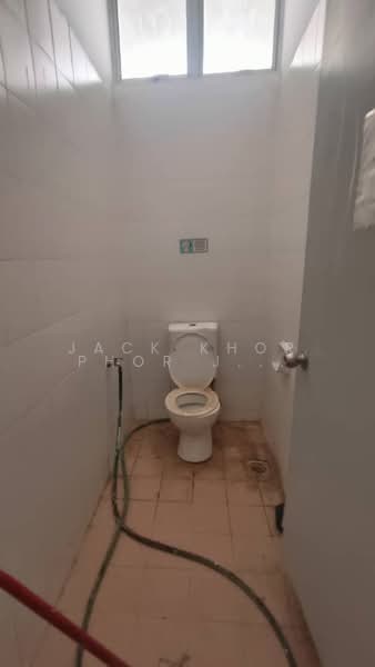 Shop for Rent in Setia Alam (Selangor) - Jack Khor Phor Jiing - Bathroom - PropertyGuru.com.my
