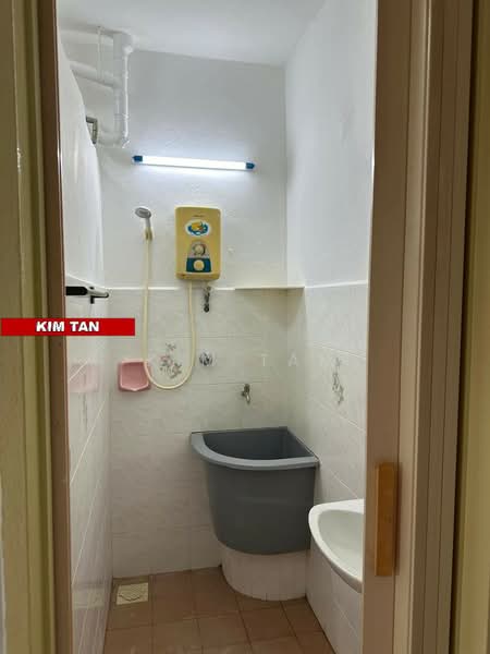 Pangsapuri untuk Dijual di Taman Selatan - Kim Tan - PropertyGuru.com.my