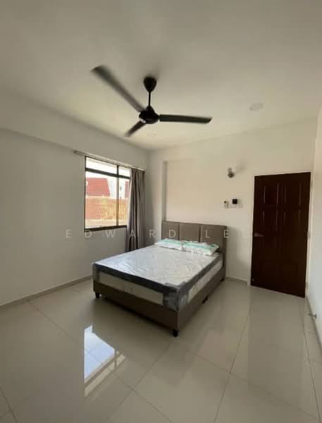 Pangsapuri untuk Disewa di Bangunan Anson (Anson Apartment) - Edward Lee - Bedroom - PropertyGuru.com.my