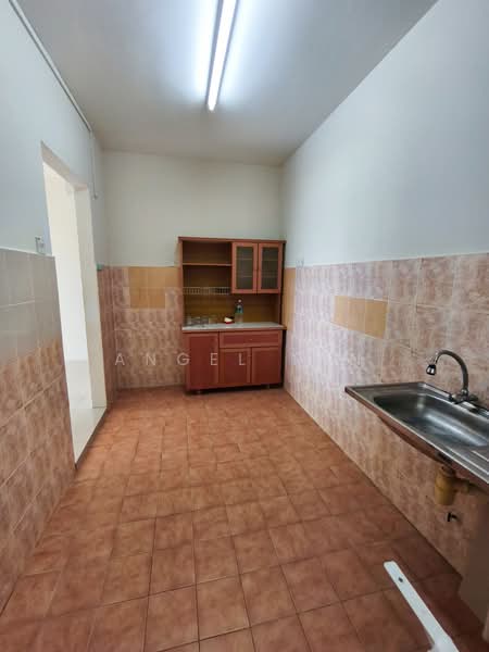 Pangsapuri untuk Disewa di Pangsapuri Saraka - Angel Tan - Kitchen - PropertyGuru.com.my