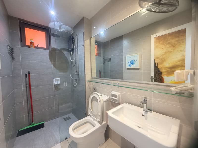 Servis Apartment untuk Disewa di Gravit8, Klang - Kho Daniel - Bathroom - PropertyGuru.com.my