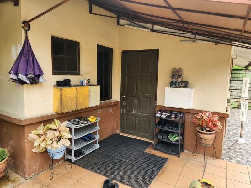 Rumah Banglo untuk Dijual di Bukit Sentosa (Rawang) - Mohd Aizat Saiful Bahri - Exterior - PropertyGuru.com.my