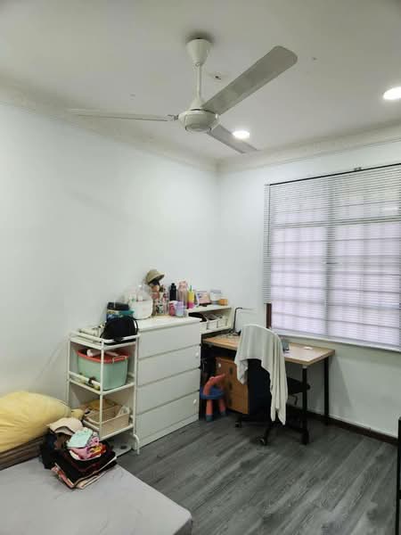 Rumah Banglo untuk Dijual di Bukit Sentosa (Rawang) - Mohd Aizat Saiful Bahri - Bedroom - PropertyGuru.com.my