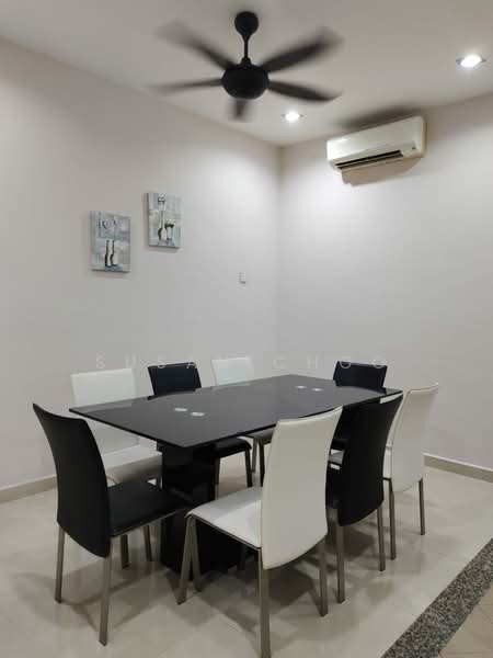 Rumah Berkembar untuk Dijual di Teluk Kumbar (Penang) - Susan Choo - Dining Room - PropertyGuru.com.my