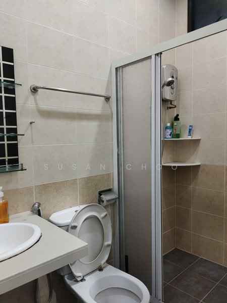 Rumah Berkembar untuk Dijual di Teluk Kumbar (Penang) - Susan Choo - Bathroom - PropertyGuru.com.my