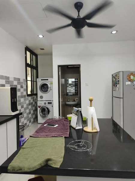 Rumah Berkembar untuk Dijual di Teluk Kumbar (Penang) - Susan Choo - Kitchen - PropertyGuru.com.my