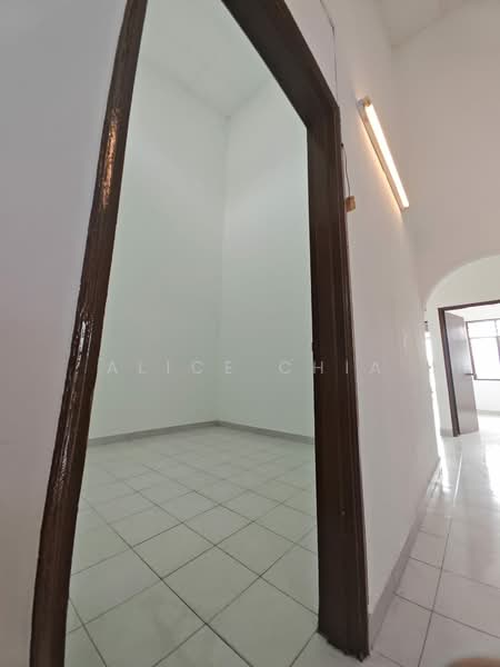 Rumah Teres 1 Tingkat untuk Dijual di Taman Perling (Perling) - Alice Chia - Interior - PropertyGuru.com.my