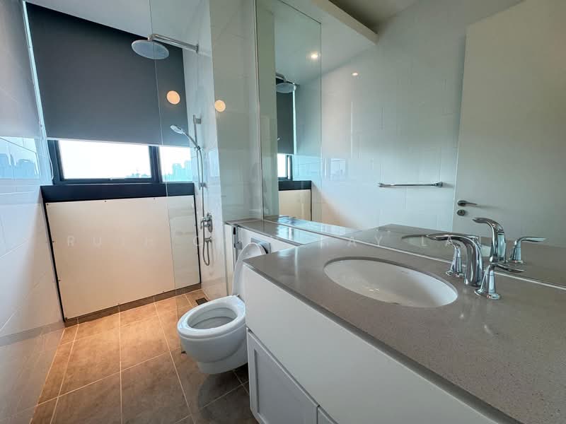 Servis Apartment untuk Dijual di Senada Residence @ KLGCC Resort - Ruth Chin May Lan - Bathroom - PropertyGuru.com.my