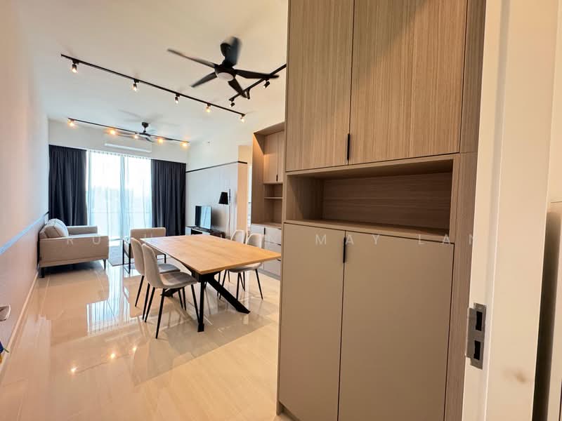 Servis Apartment untuk Dijual di Senada Residence @ KLGCC Resort - Ruth Chin May Lan - Living Room - PropertyGuru.com.my
