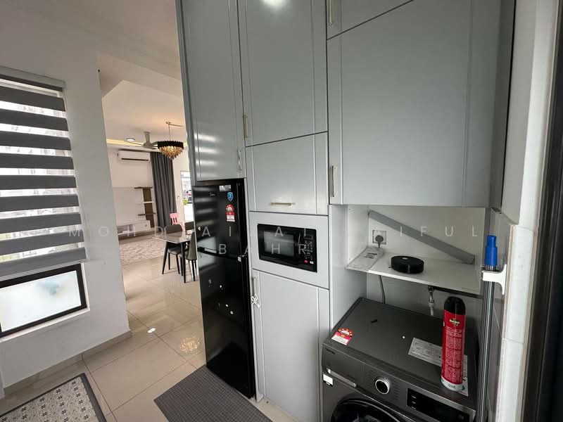 Rumah Banglo untuk Dijual di Eco Grandeur (Puncak Alam) - Mohd Aizat Saiful Bahri - Living Room - PropertyGuru.com.my
