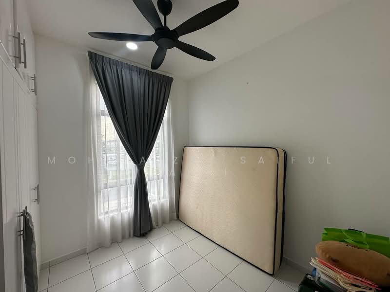 Rumah Banglo untuk Dijual di Eco Grandeur (Puncak Alam) - Mohd Aizat Saiful Bahri - Bedroom - PropertyGuru.com.my
