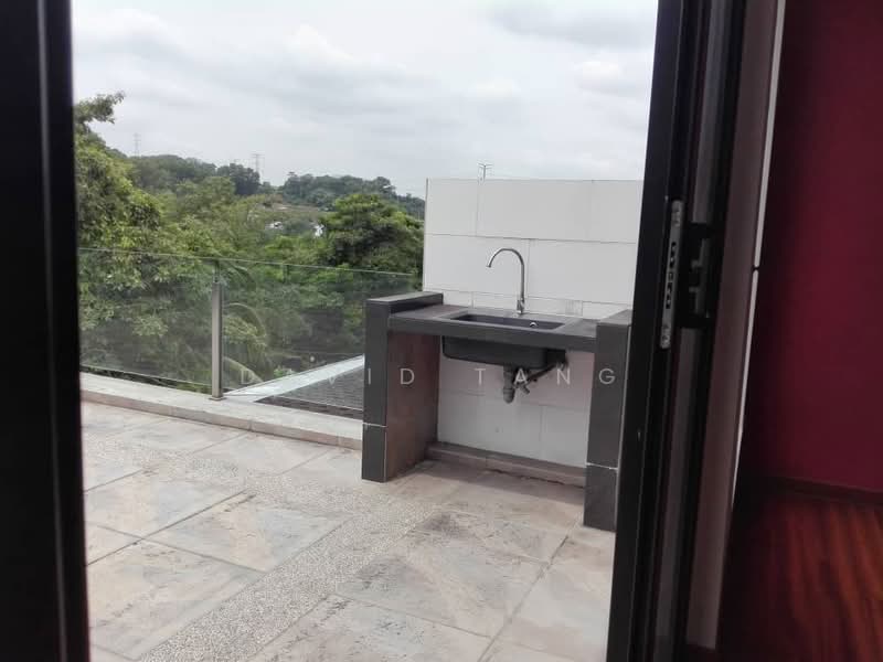 Rumah Berkembar untuk Disewa di Setiakasih (Damansara Heights) - David Tang - Balcony - PropertyGuru.com.my