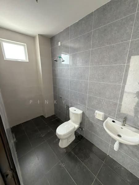 Rumah Teres 2 Tingkat untuk Dijual di Klang (Selangor) - Pinky Liaw - Bathroom - PropertyGuru.com.my
