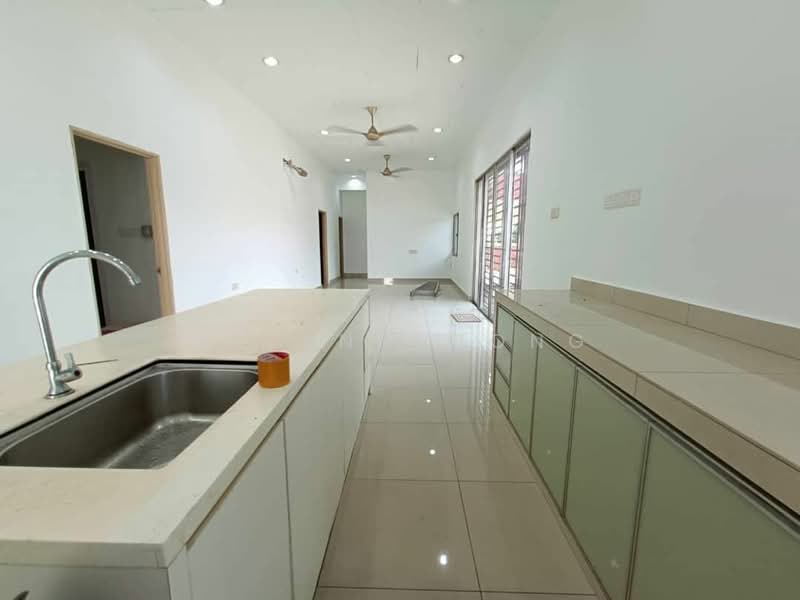 Bungalow for Rent in Taman Majidee (Johor Bahru) - Roland Wong - Interior - PropertyGuru.com.my