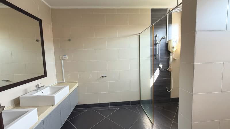 Rumah Banglo untuk Dijual di Damansara Heights (Damansara Heights) - Shawn Lim - Bathroom - PropertyGuru.com.my