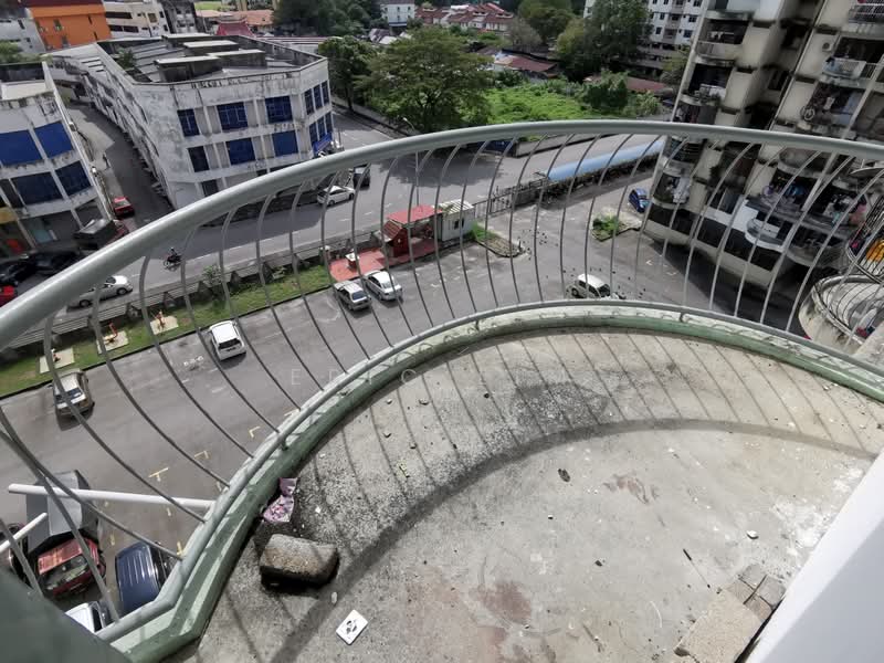 Pangsapuri untuk Dijual di Apartment Taman Mewah - Eric Lim - Exterior - PropertyGuru.com.my