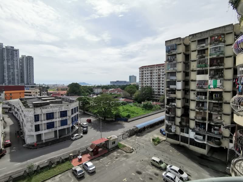 Pangsapuri untuk Dijual di Apartment Taman Mewah - Eric Lim - PropertyGuru.com.my