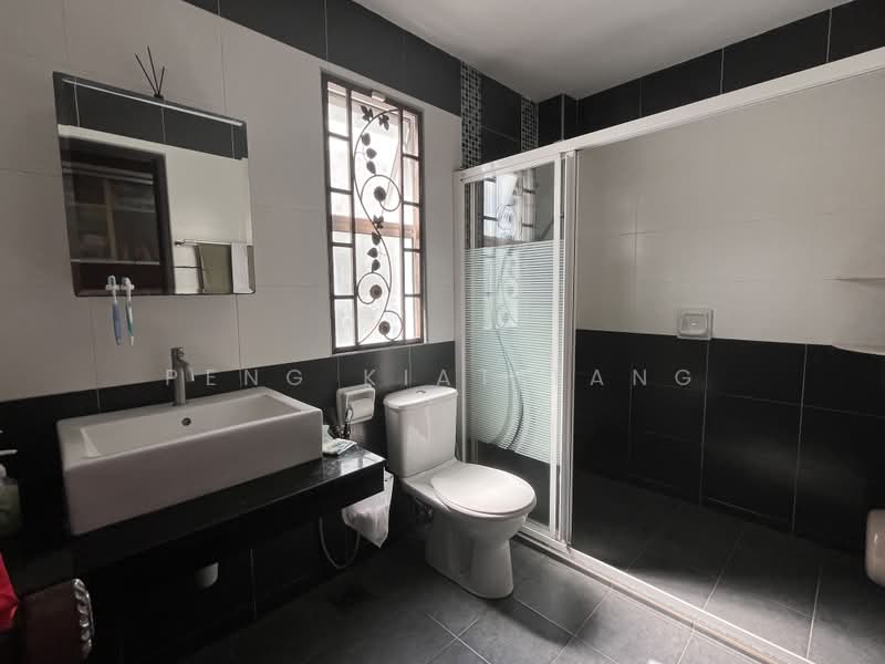 Bungalow for Sale in Taman Templer (Rawang) - Peng Kiat Tang - PropertyGuru.com.my