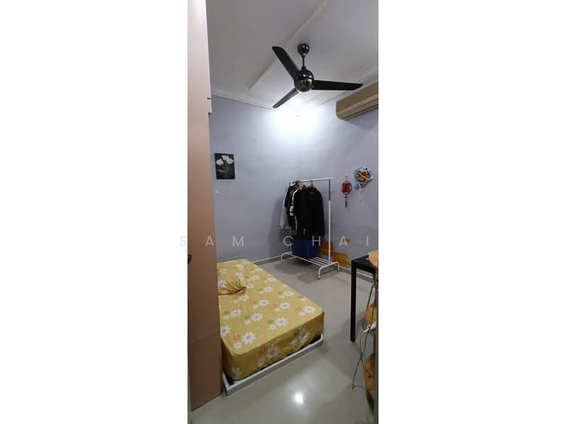 Rumah Teres 1 Tingkat untuk Dijual di Taman Universiti (Skudai) - Sam Chai - Bedroom - PropertyGuru.com.my