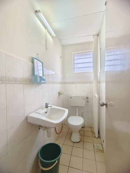 Office for Rent in Petaling Jaya (Selangor) - Mabel Chow - Bathroom - PropertyGuru.com.my