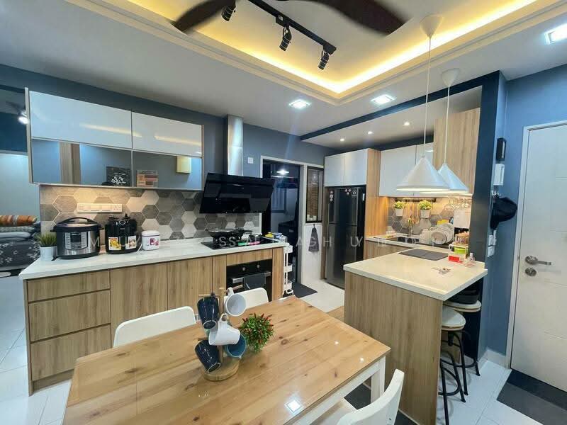Condominium for Sale at Sutera Pines - Yee Seng Yeo - Kitchen - PropertyGuru.com.my