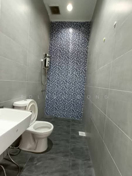 Rumah Banglo untuk Dijual di Taman Majidee (Johor Bahru) - Roland Wong - Bathroom - PropertyGuru.com.my