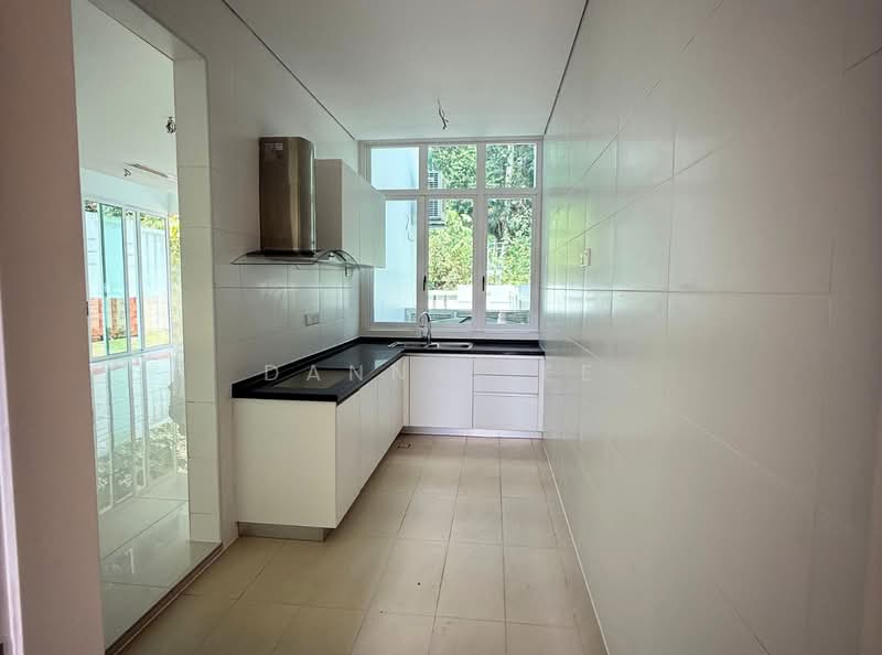 Semi-Detached House for Sale in Bandar Kinrara (Selangor) - Danny Lee - Kitchen - PropertyGuru.com.my