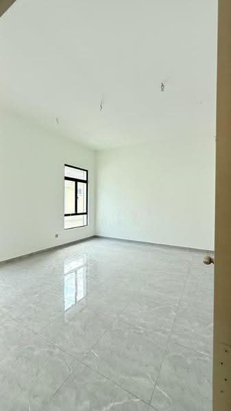 Semi-Detached House for Sale in Bandar Botani Parkland (Jasin) - Celine Chen - Interior - PropertyGuru.com.my