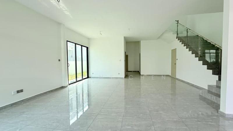 Semi-Detached House for Sale in Bandar Botani Parkland (Jasin) - Celine Chen - Living Room - PropertyGuru.com.my