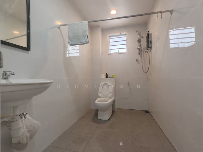 3-storey Terraced House for Sale in Taman Vista Hill (Cheras) - Denver Sin - Bathroom - PropertyGuru.com.my