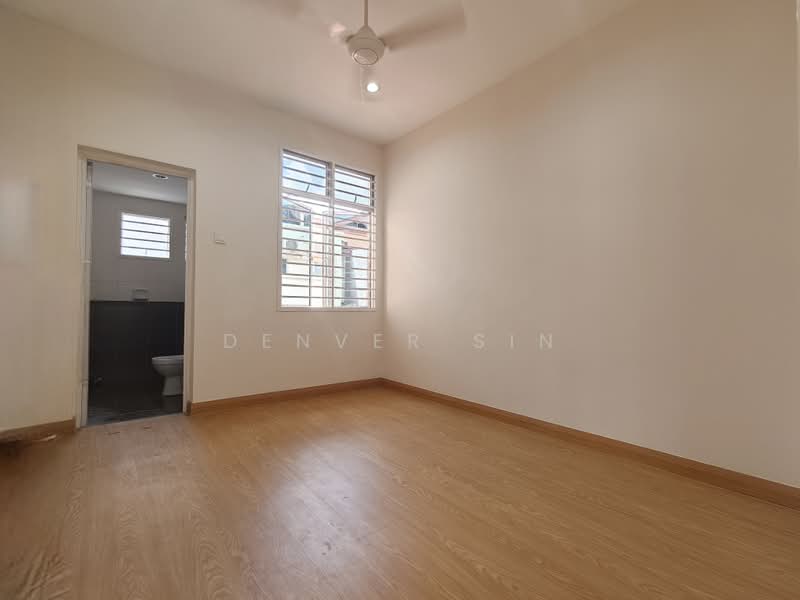 3-storey Terraced House for Sale in Taman Vista Hill (Cheras) - Denver Sin - Bathroom - PropertyGuru.com.my
