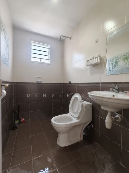 3-storey Terraced House for Sale in Taman Vista Hill (Cheras) - Denver Sin - Bathroom - PropertyGuru.com.my