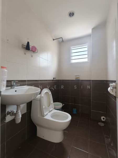 3-storey Terraced House for Sale in Taman Vista Hill (Cheras) - Denver Sin - Bathroom - PropertyGuru.com.my