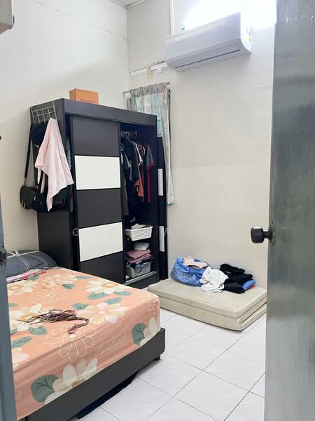 1-storey Terraced House for Sale in Taman Bukit Rembia (Rembia) - Gigi Wong - Bedroom - PropertyGuru.com.my