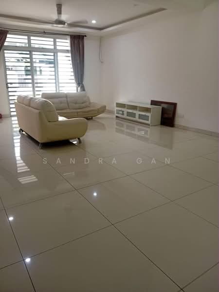 2-storey Terraced House for Rent in Taman Sutera (Johor Bahru) - Sandra Gan - Living Room - PropertyGuru.com.my