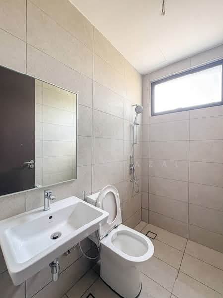 Rumah Teres untuk Dijual di Cyberjaya (Selangor) - Kamil Ghazali - Bathroom - PropertyGuru.com.my