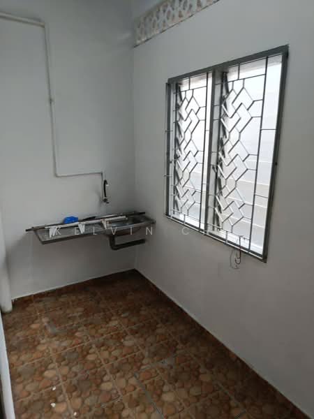 1-storey Terraced House for Sale in Taman Pelangi (Johor Bahru) - Kelvin Chop - Interior - PropertyGuru.com.my